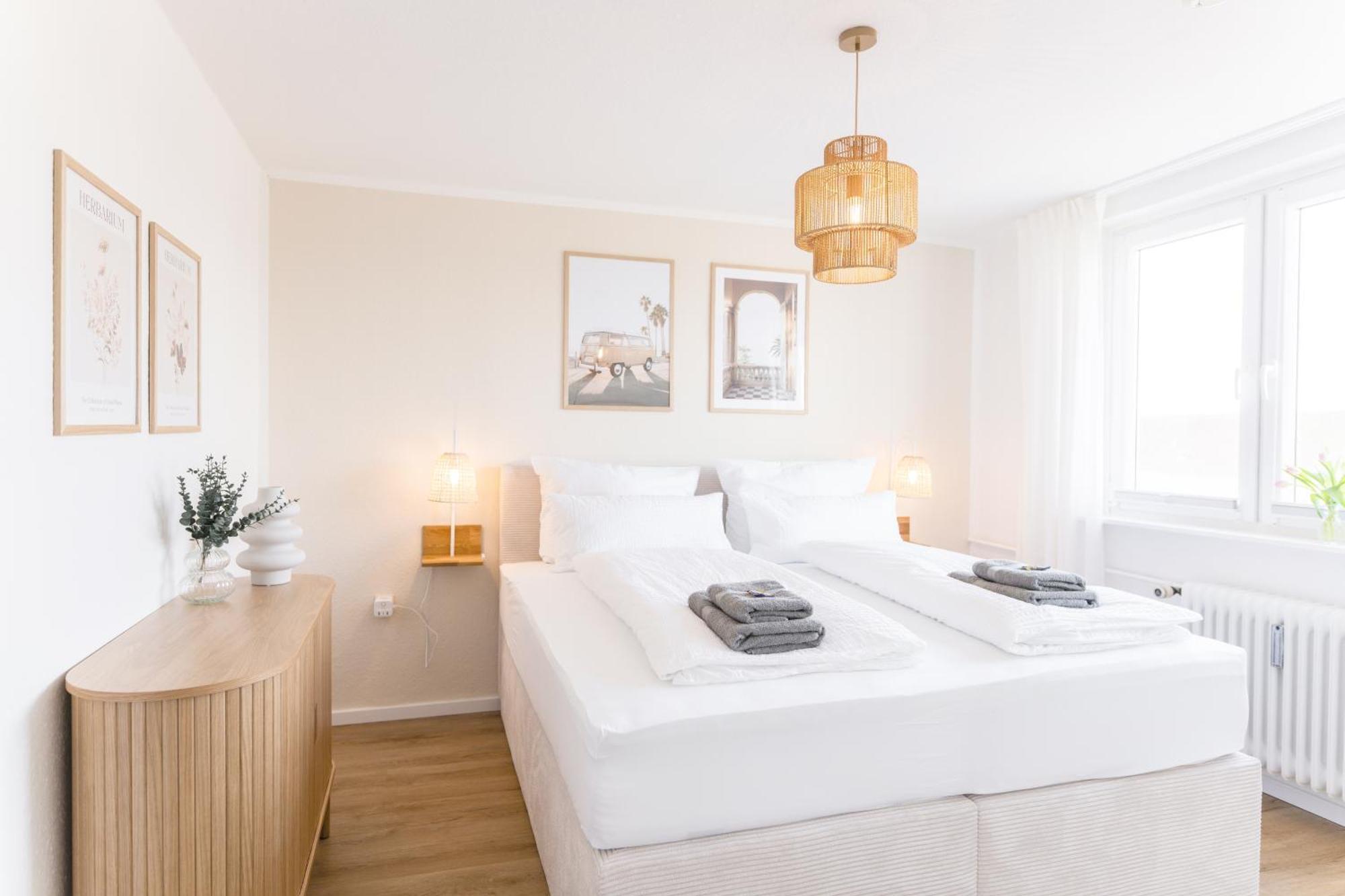 Wolfsburg Innenstadt - Happyhome - Direkt In Der Porschestrasse, 5 Personen & Kind, 3 Zimmer מראה חיצוני תמונה