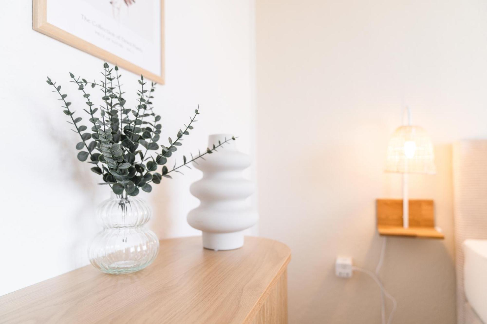Wolfsburg Innenstadt - Happyhome - Direkt In Der Porschestrasse, 5 Personen & Kind, 3 Zimmer מראה חיצוני תמונה